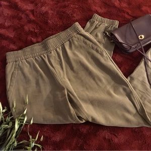 Old Navy Women Joggers Size M